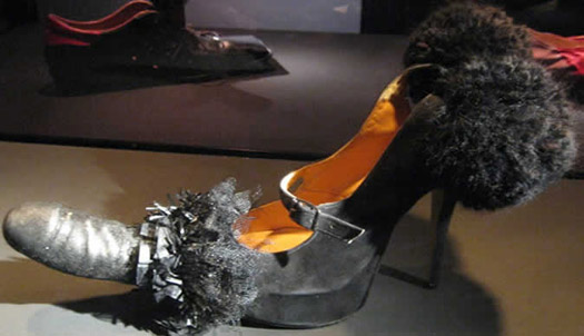 penis-shoes-heels-vivienne-westwood.jpg