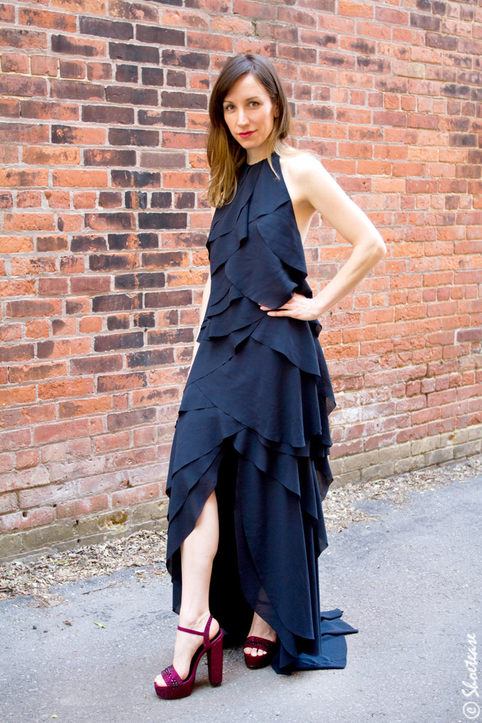 navy dress black heels