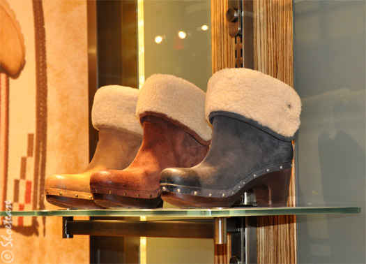 ugg stores in toronto