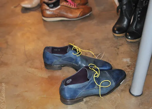 neon laces shoes accessories stolen riches