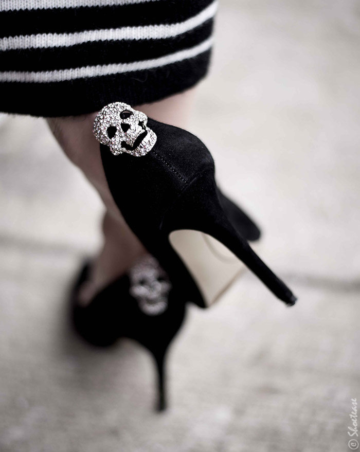Toronto Street Style Fashion - Nine West Pointed Toe Black Suede Pumps, Shoelery Sparkly Skull Shoes Clips
