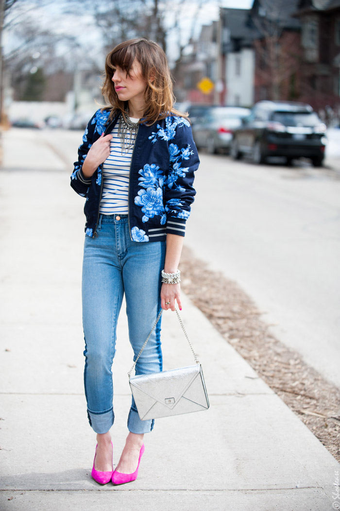 Pink Heels, Floral Bomber & Skinny Mom Jeans Outfit