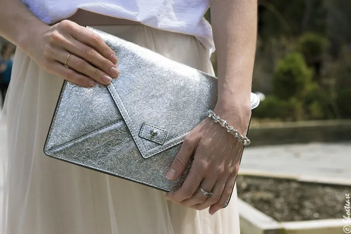 Milly Silver clutch