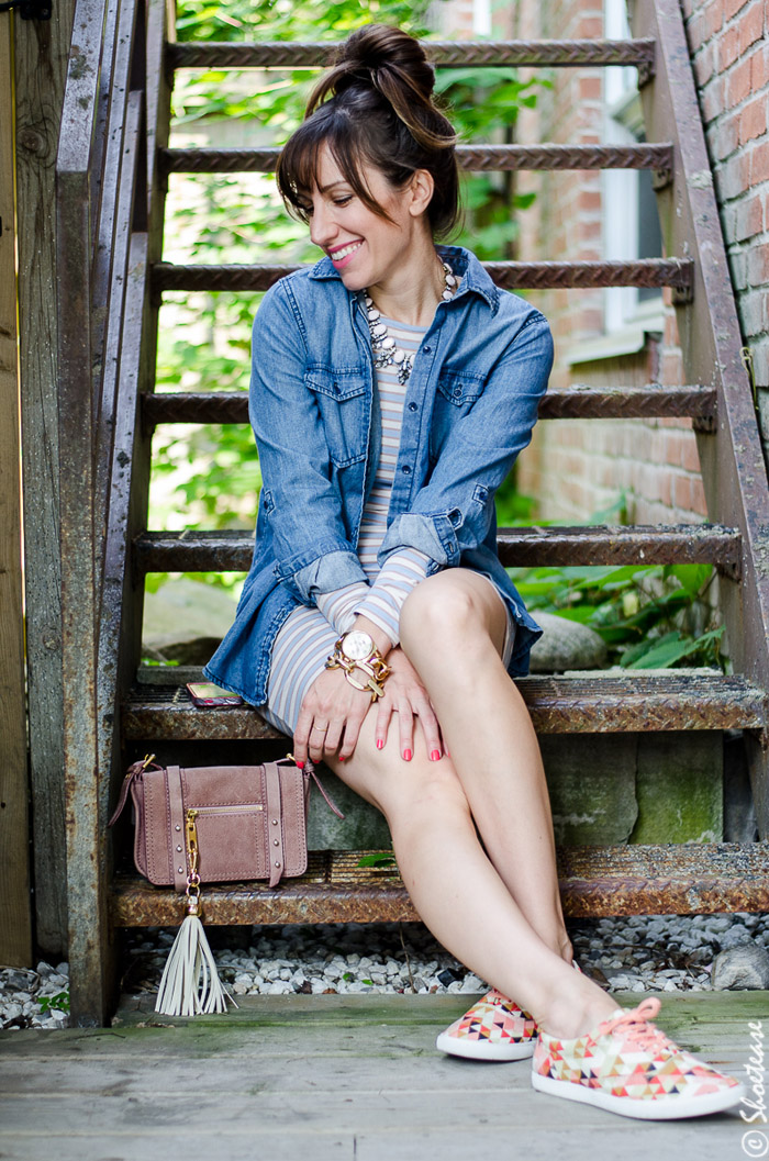 Toronto STreet style - Chambray Shirt, Bucketfeet Sneakers