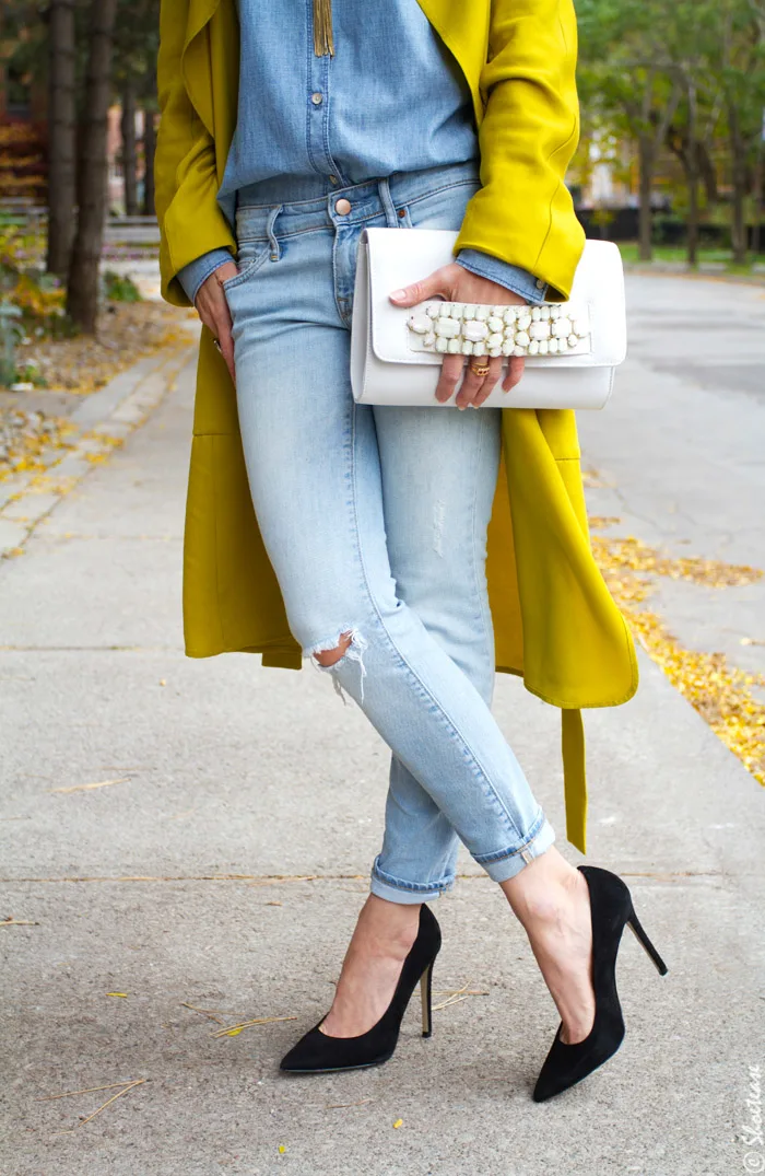 canadian tuxedo black suede pumps outfit