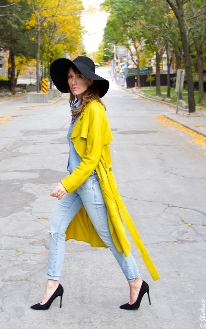 canadian tuxedo black pumps outfit 5