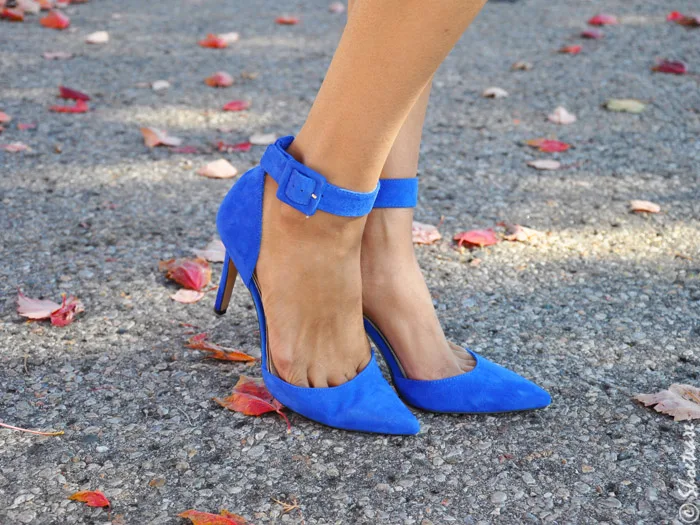 shoe closet Turquoise heels