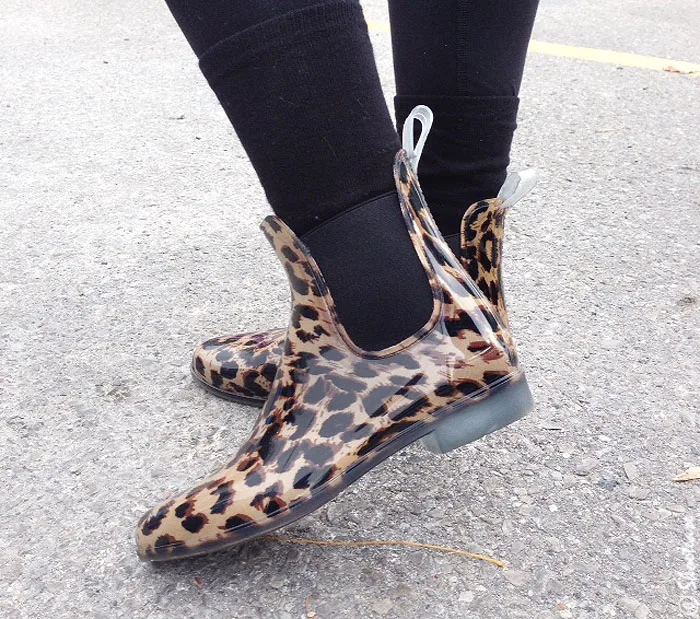 Toronto Street Style Women's rain boots