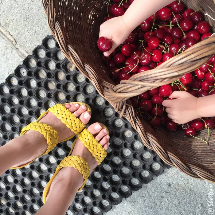 Shoefie Props Babies cherries