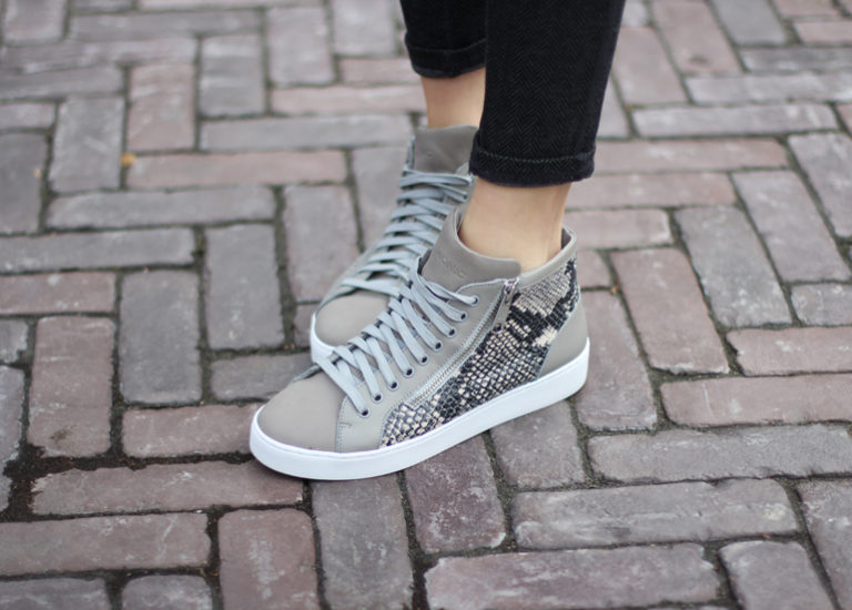 vionic stevie high top