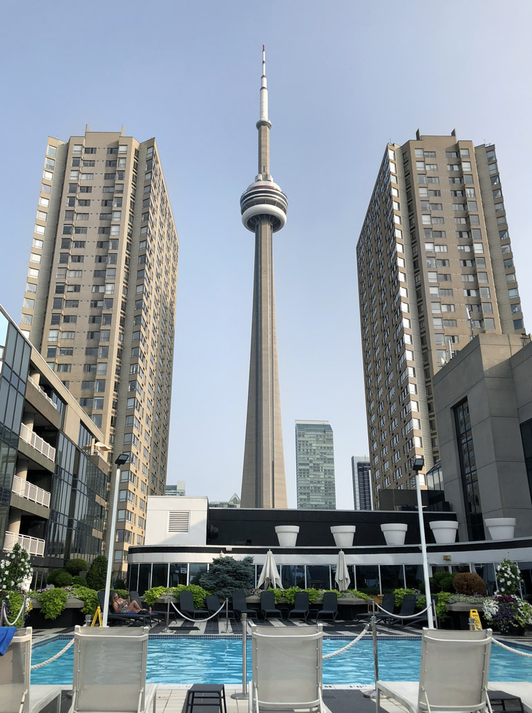 Radisson Admiral Hotel Toronto Harbourfront Summer Staycation
