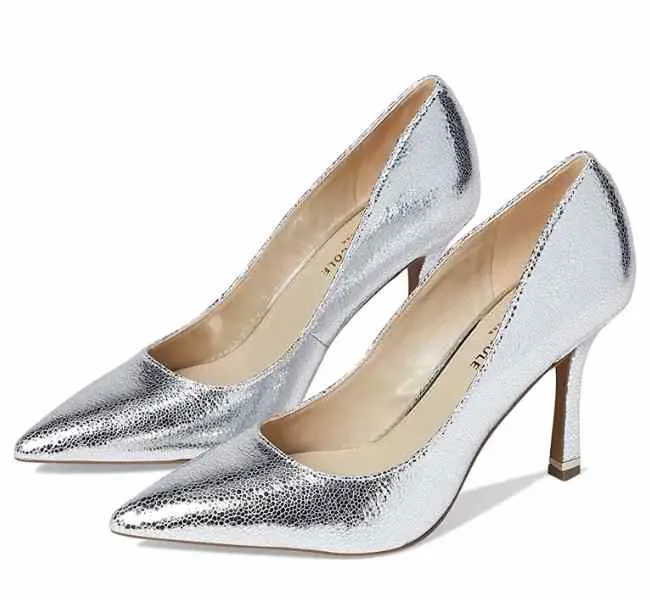 Silver Shoes Affiliate 1.jpg