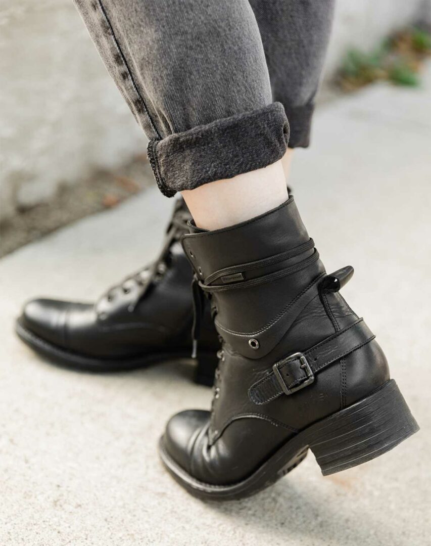 Taos Crave Boots Review My Fave Combat Boots!