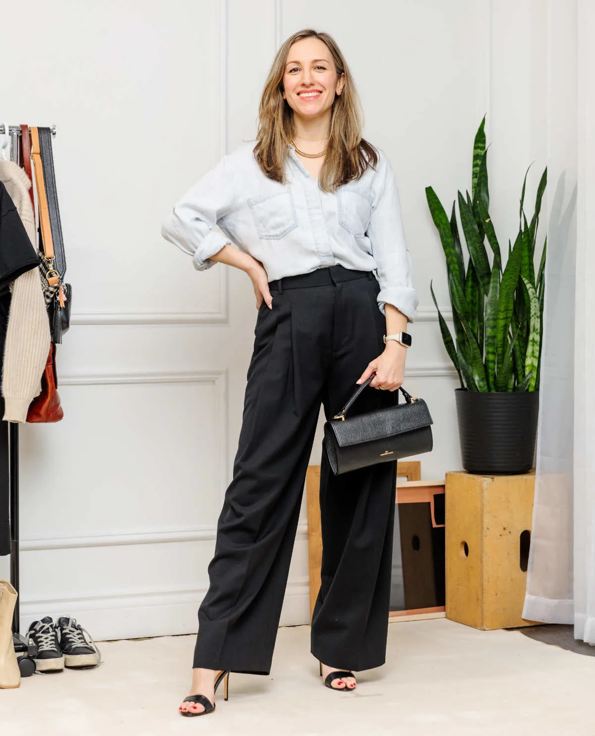 What shoes to wear with wide-leg pants? - Chandamama