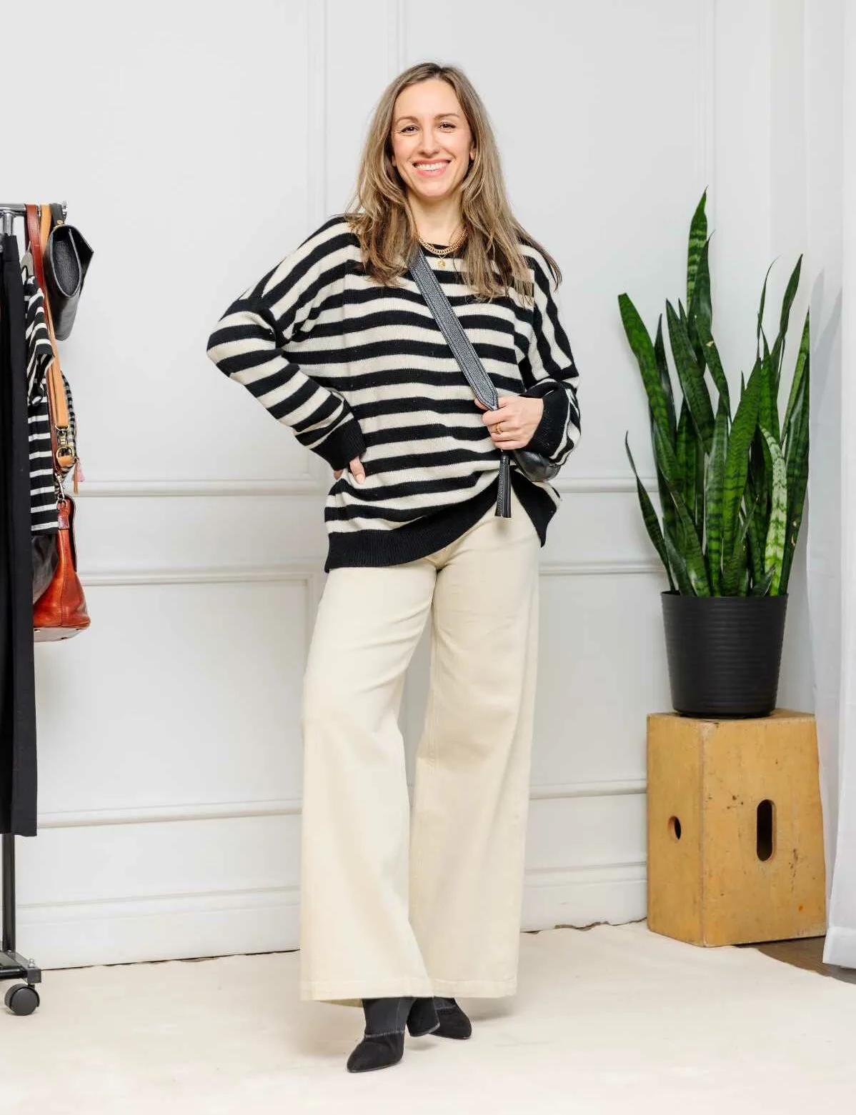 What Shoes to Wear with Wide Leg Jeans for Fall/Winter Outfits